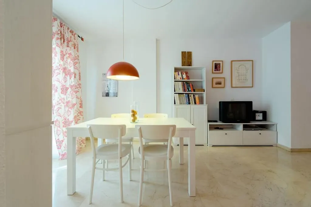 Centro Ferrandiz Parking Gratis Apartment Malaga Spain