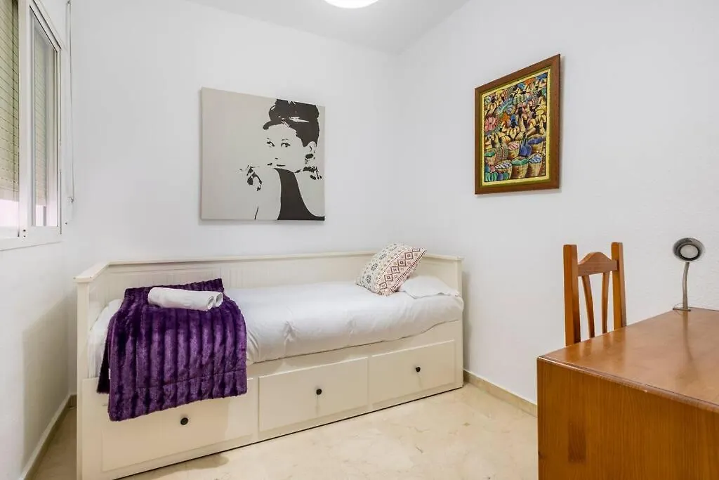 Centro Ferrandiz Parking Gratis Apartment Malaga 0*,  Spain