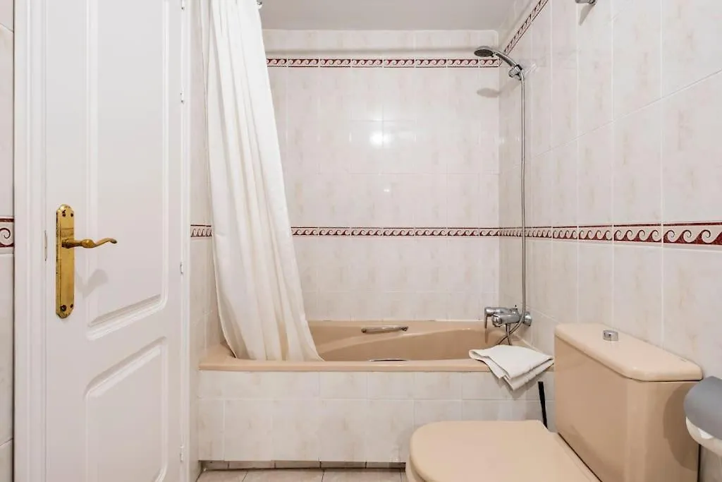 Centro Ferrandiz Parking Gratis Apartment Malaga Spain