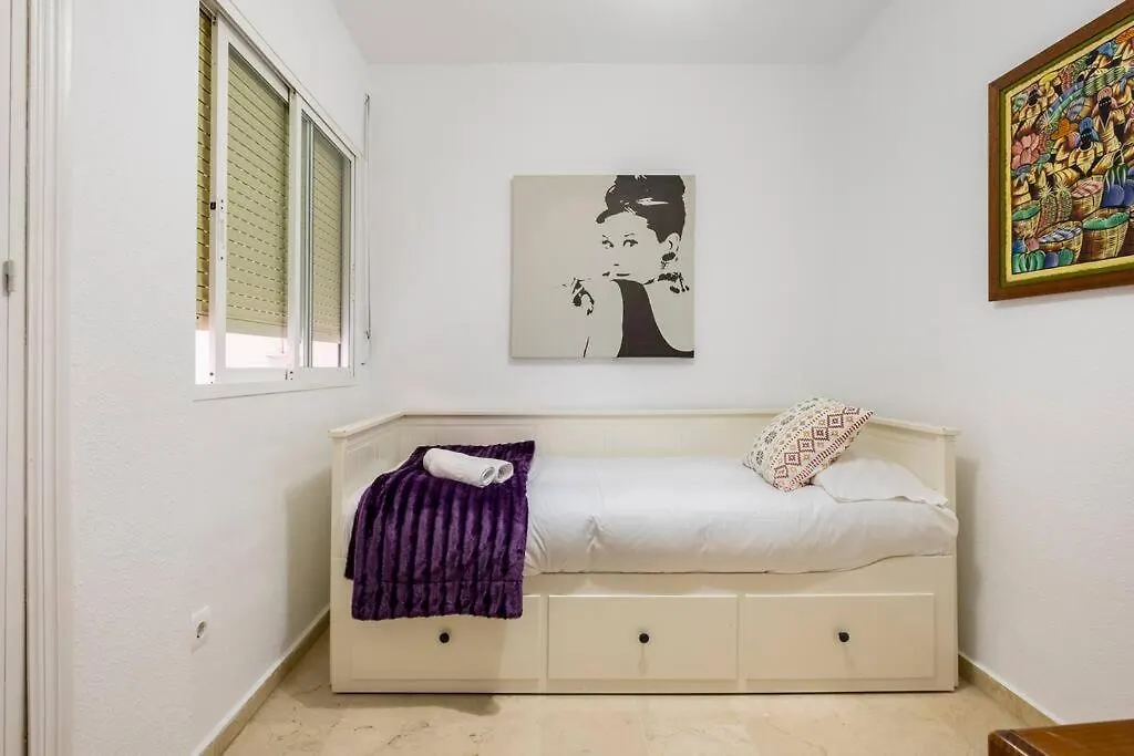 Centro Ferrandiz Parking Gratis Apartment Malaga